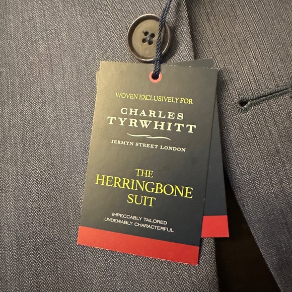 Charles Tyrwhitt - Picture 2 of 3